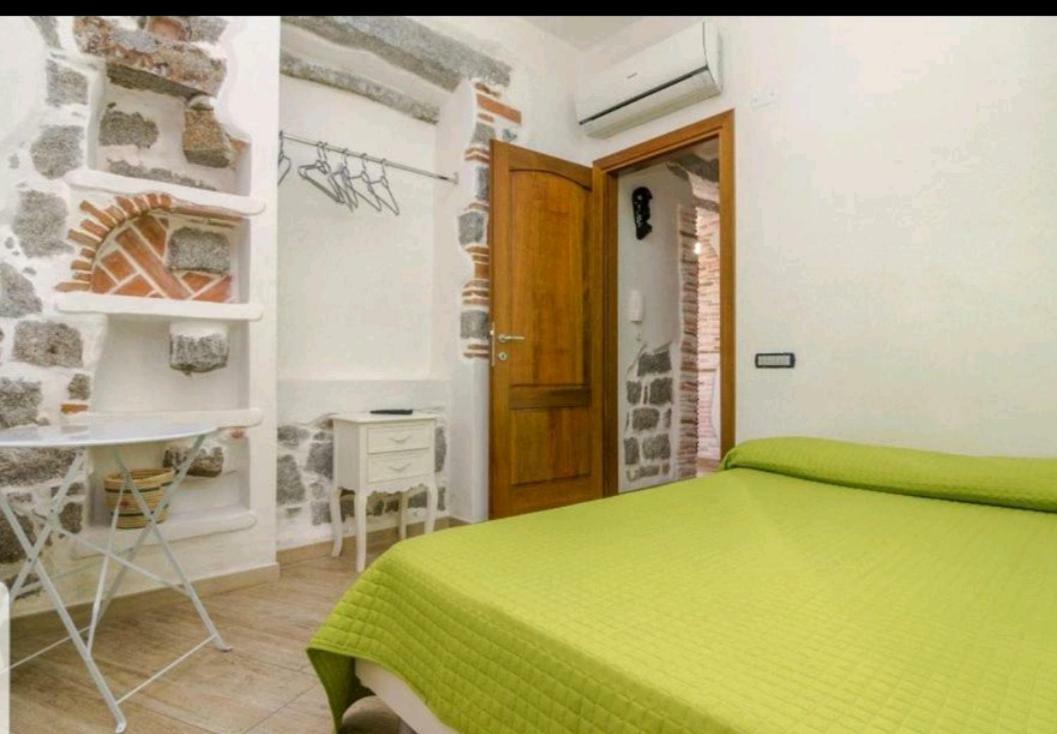 Room Tortoli' Екстер'єр фото