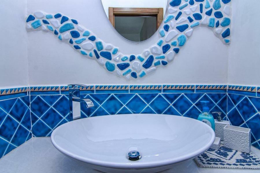 Room Tortoli' Екстер'єр фото