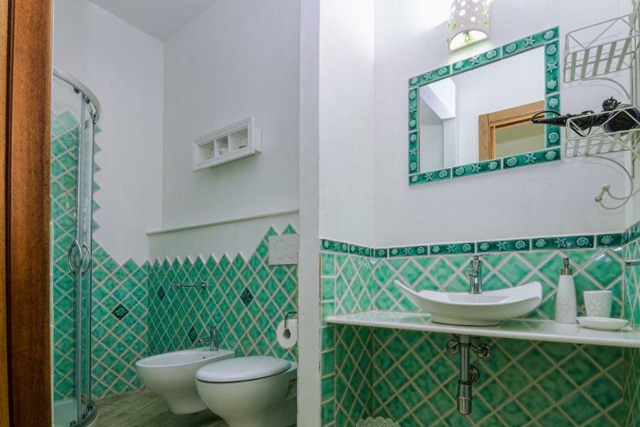 Room Tortoli' Екстер'єр фото
